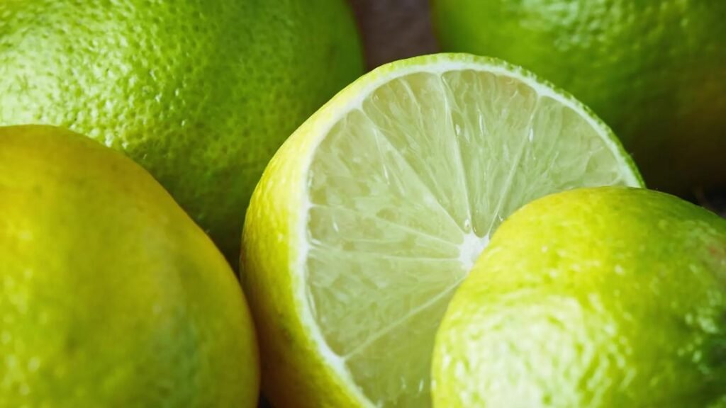 6 Health Benefits of Limes 6 Health Benefits of Limes
