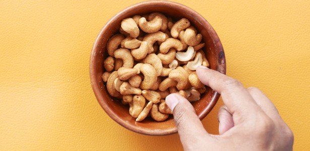 Organism absorbs little of the minerals from nuts, points a study that simulated human digestion Organism absorbs little of the minerals from nuts, points a study that simulated human digestion